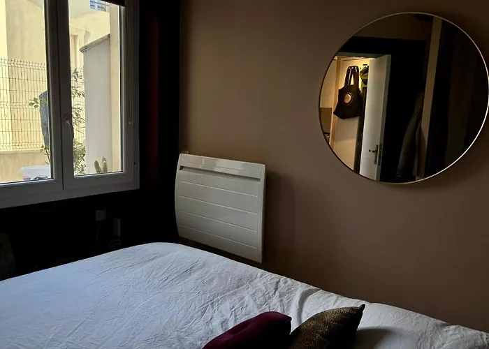 Charming T2 With Terrace Near Biarritz